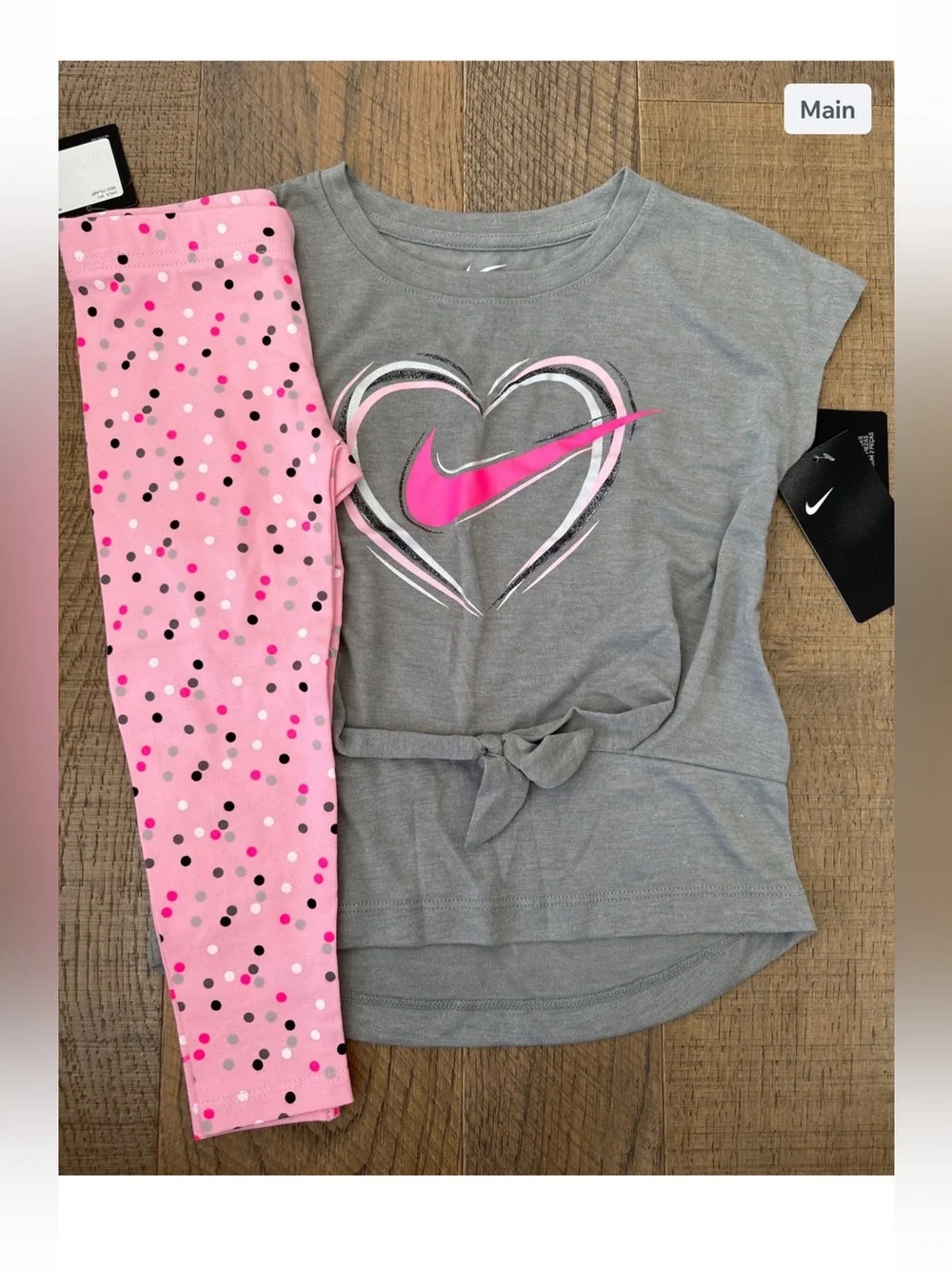 Nike Little Girl Outfit - Picture 1 of 1